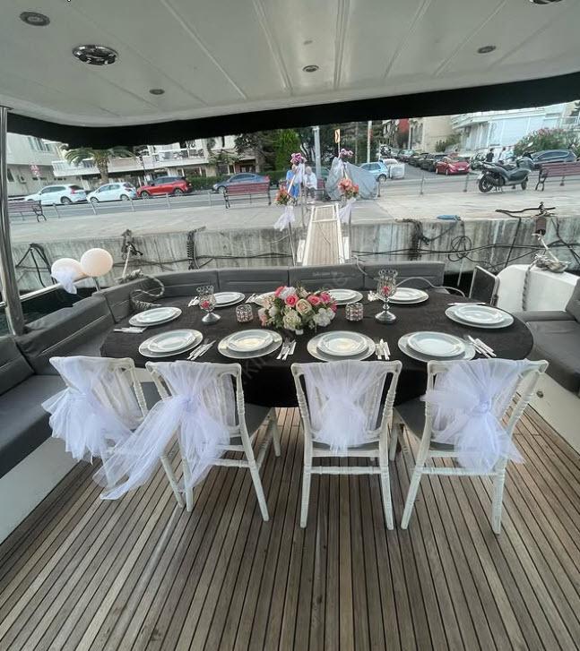 Yacht Gallery
