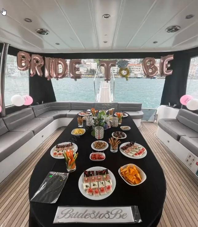 Yacht Gallery