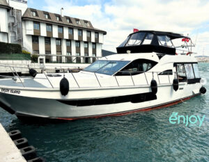 Yacht Thumbnail
