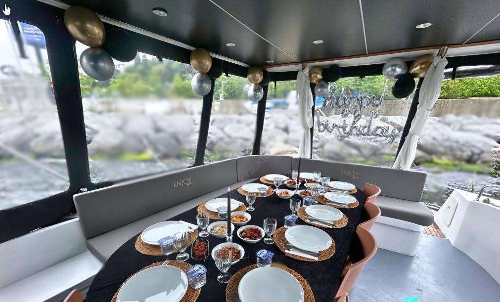 Yacht Gallery