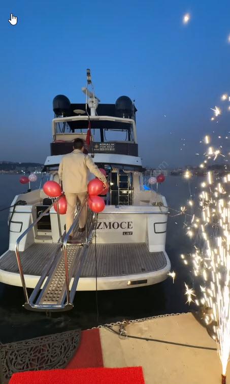 Yacht Gallery
