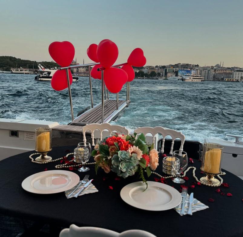 Yacht Gallery