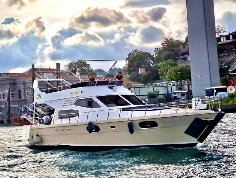 Yacht Gallery