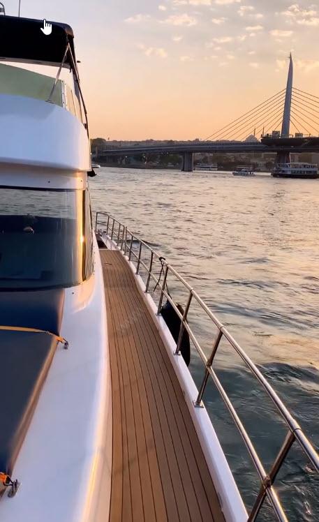 Yacht Gallery