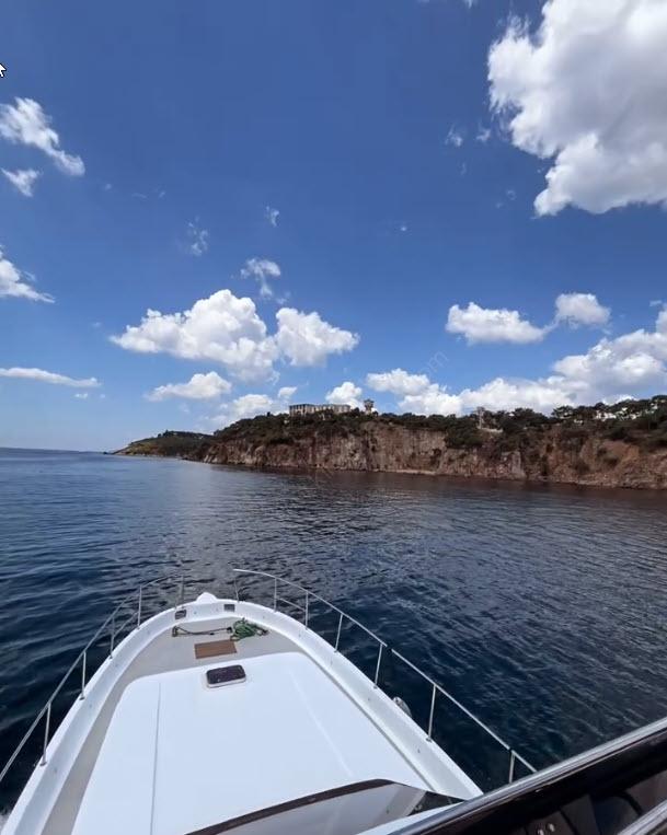 Yacht Gallery