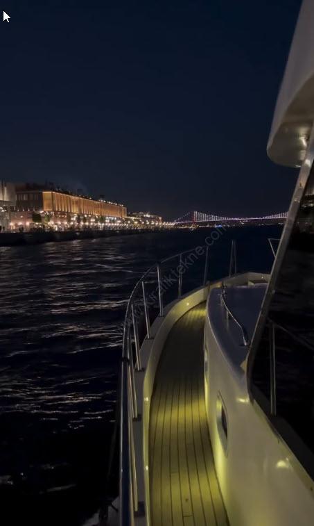 Yacht Gallery