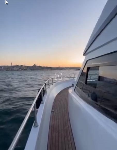 Yacht Gallery