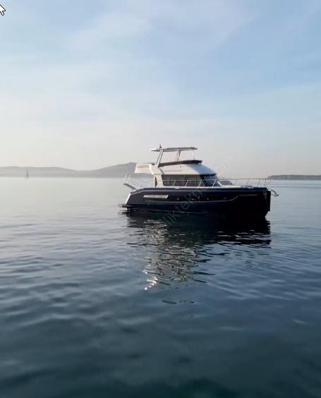 Yacht Gallery