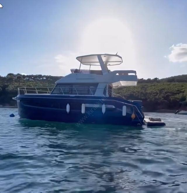 Yacht Gallery