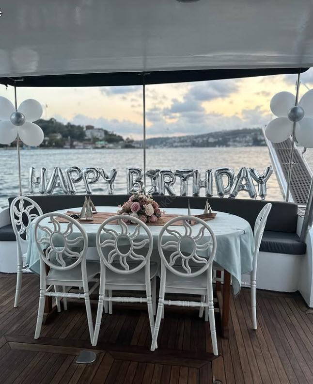 Yacht Gallery