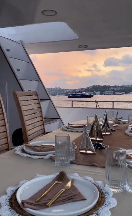 Yacht Gallery