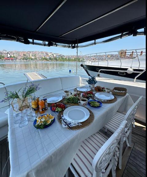 Yacht Gallery