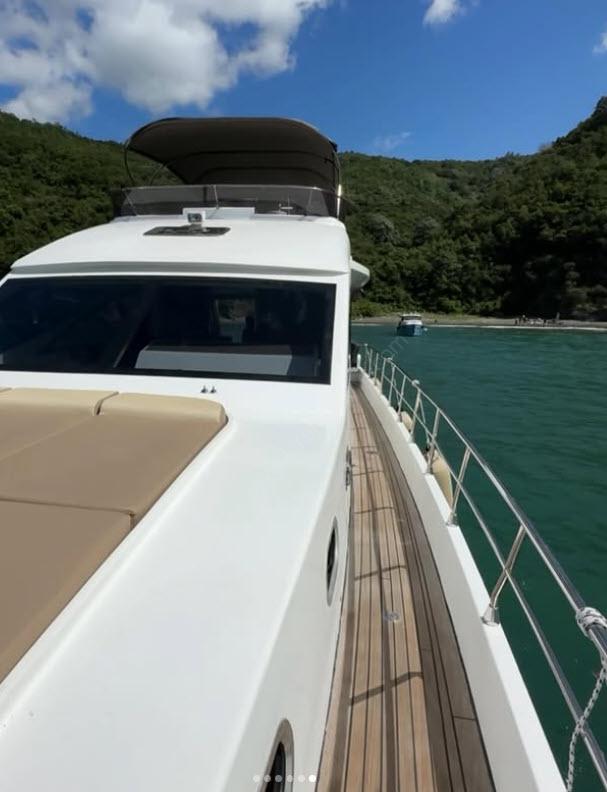 Yacht Gallery