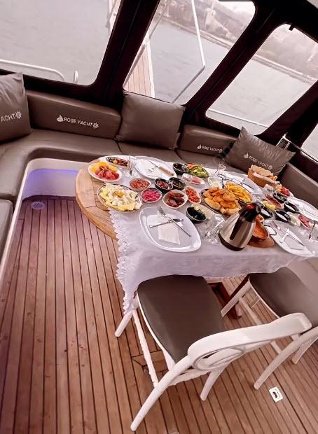 Yacht Gallery