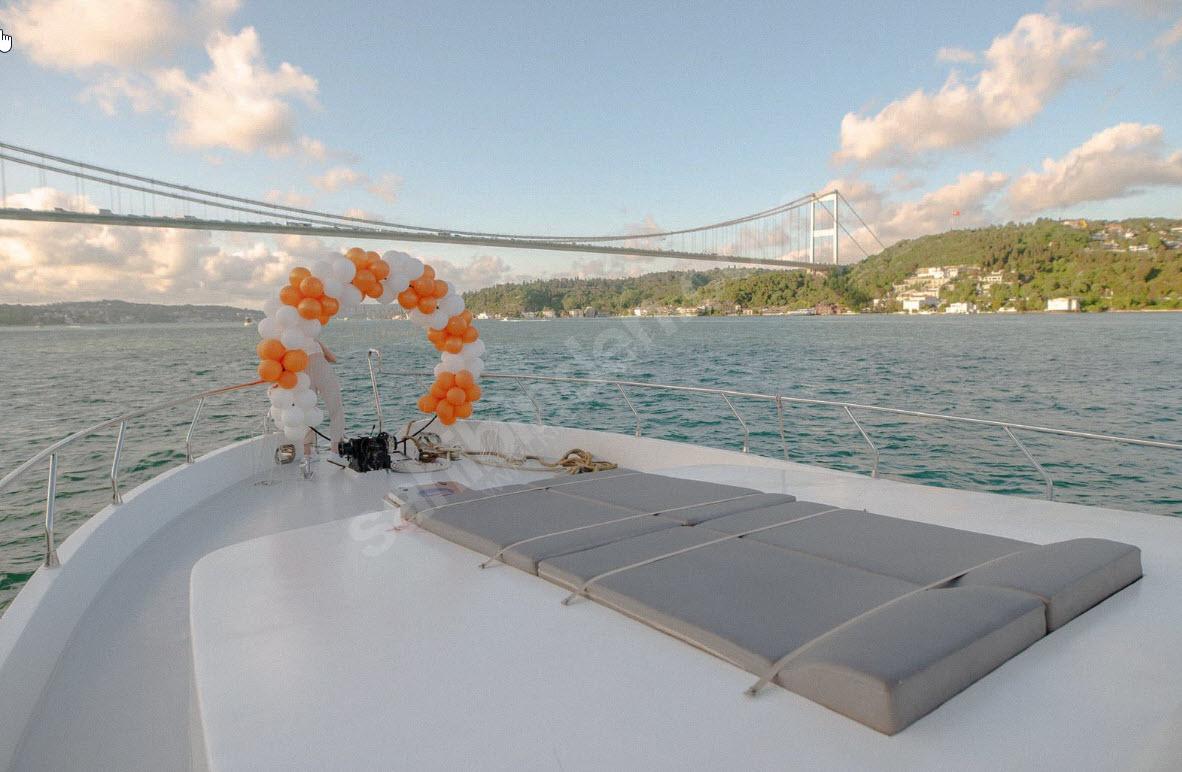 Yacht Gallery