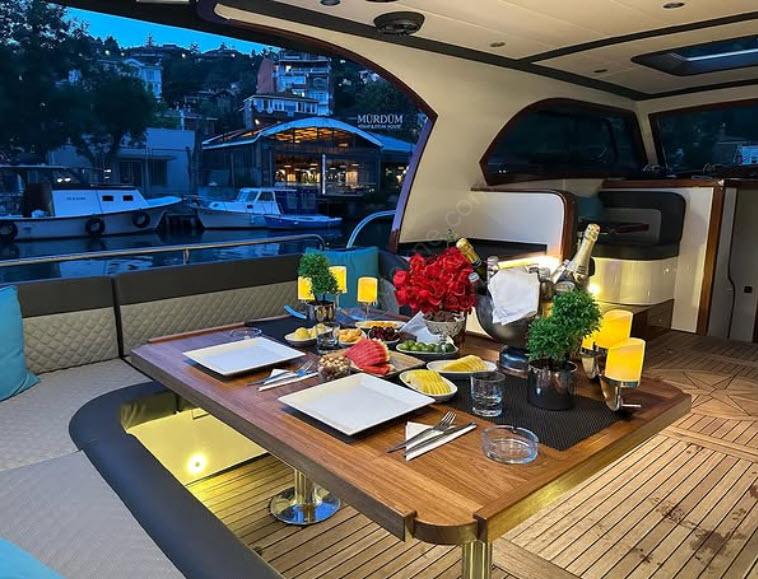 Yacht Gallery