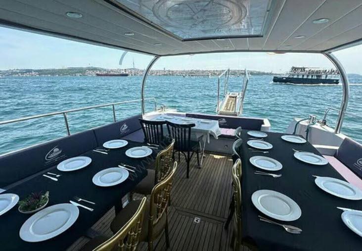 Yacht Gallery