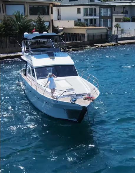 Yacht Gallery