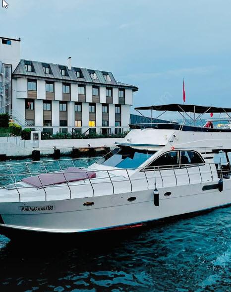 Yacht Gallery