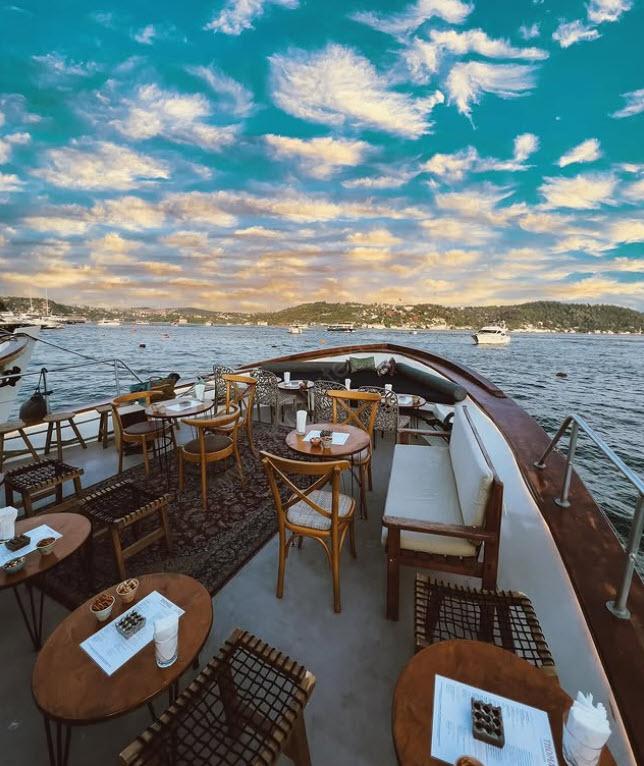 Yacht Gallery