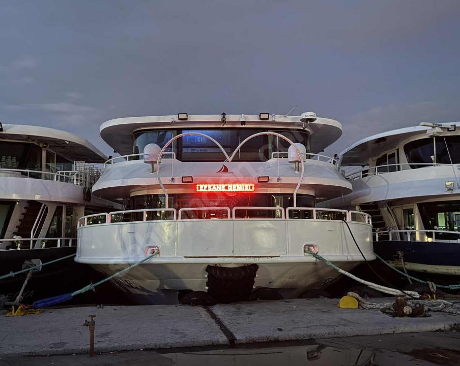 Yacht Gallery