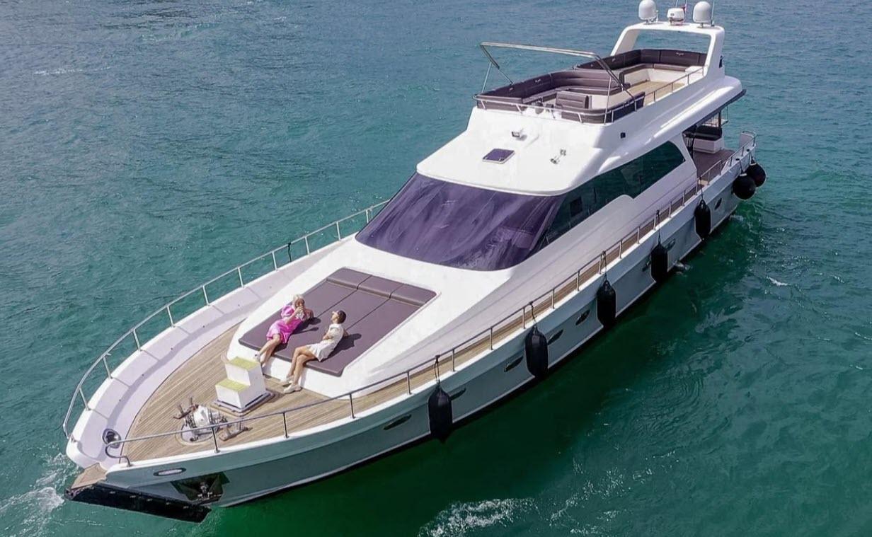 Yacht Gallery