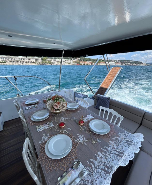 Yacht Gallery