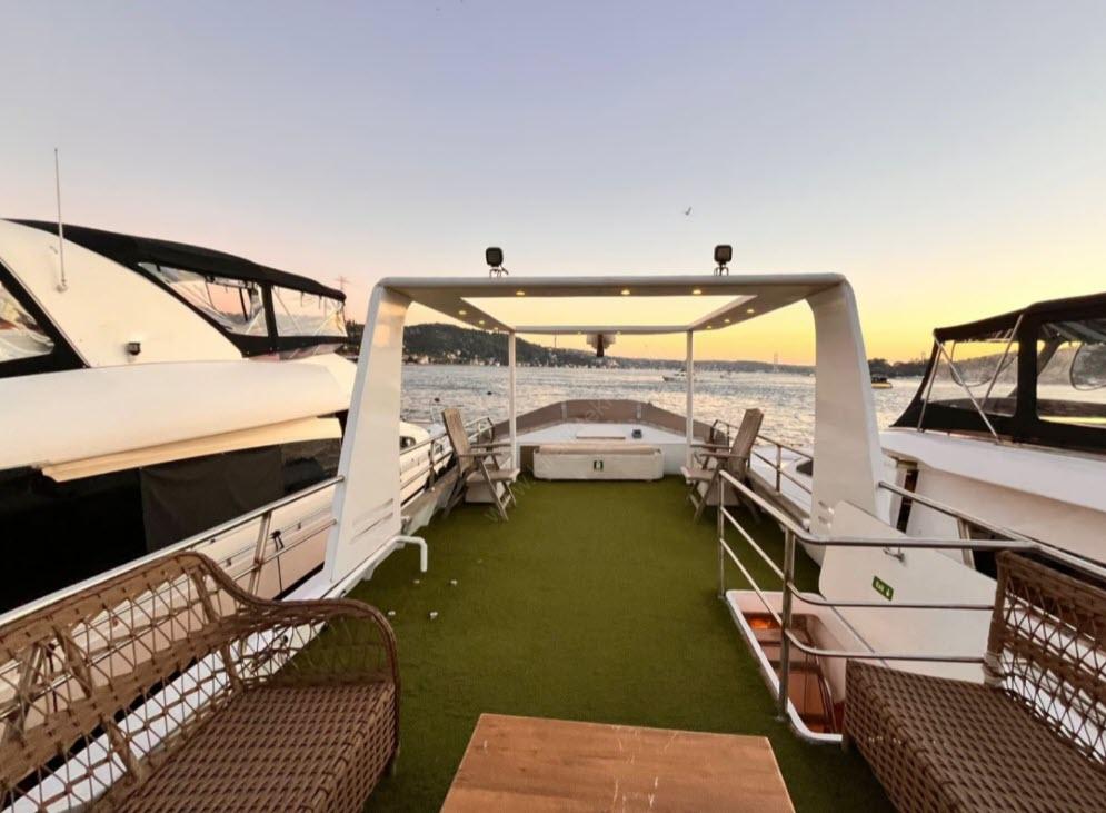 Yacht Gallery