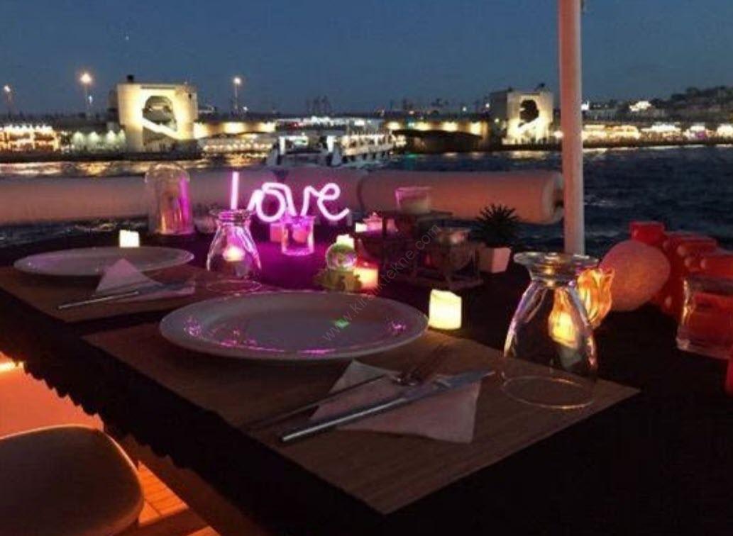 Yacht Gallery