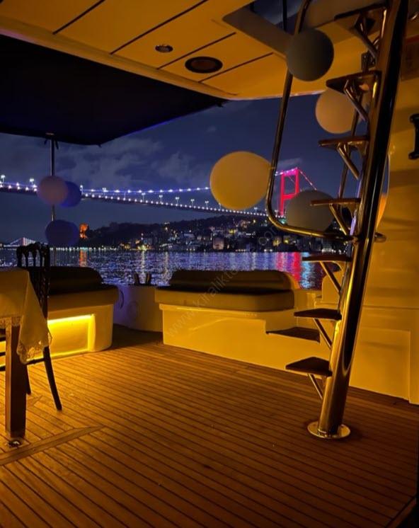 Yacht Gallery