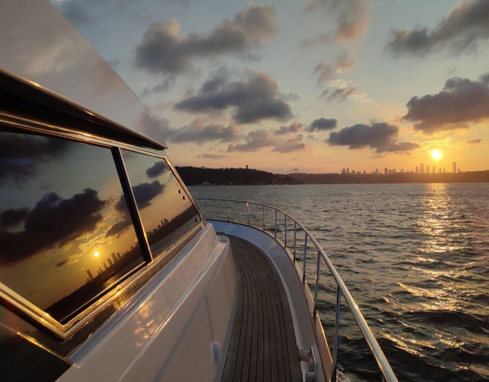 Yacht Gallery