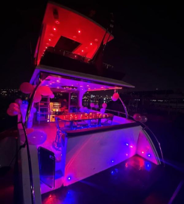 Yacht Gallery