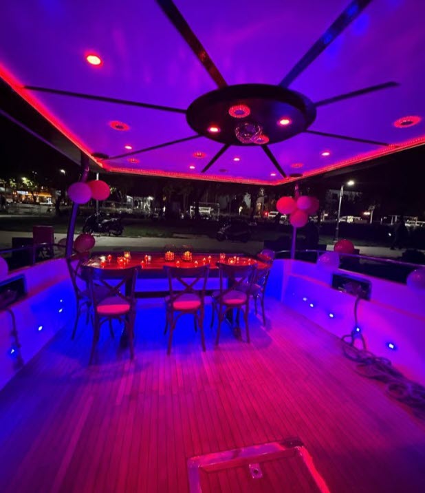 Yacht Gallery