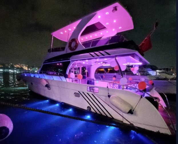Yacht Gallery