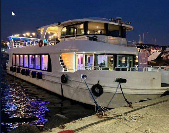 Yacht Gallery