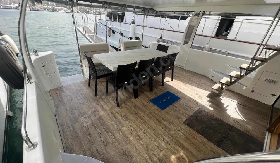 Yacht Gallery