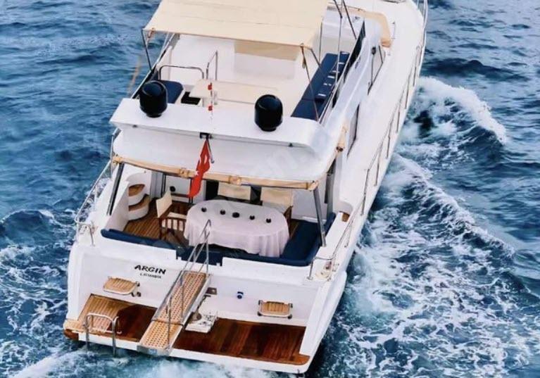 Yacht Gallery