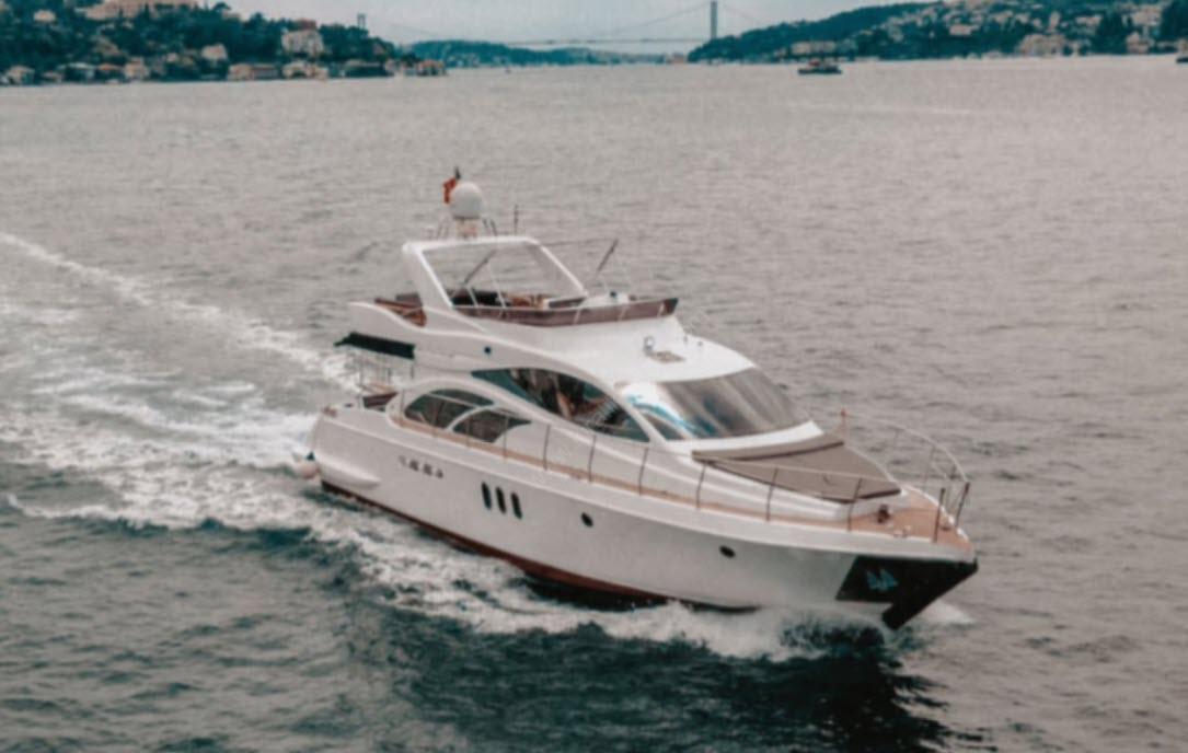 Yacht Gallery