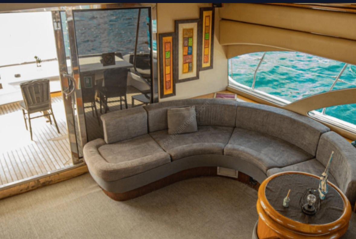 Yacht Gallery
