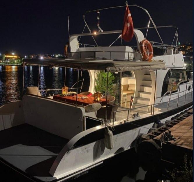 Yacht Gallery