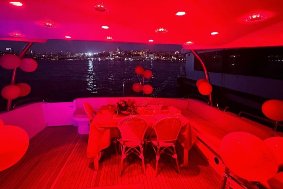 Yacht Gallery