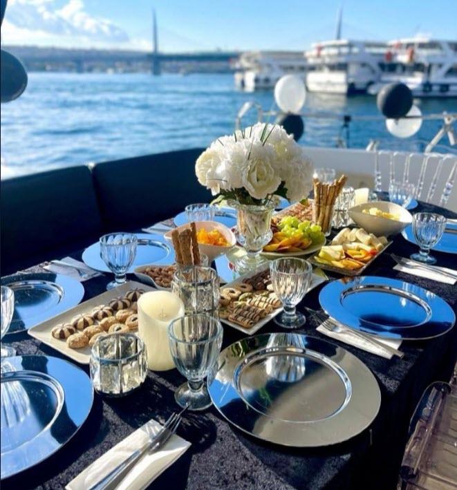 Yacht Gallery