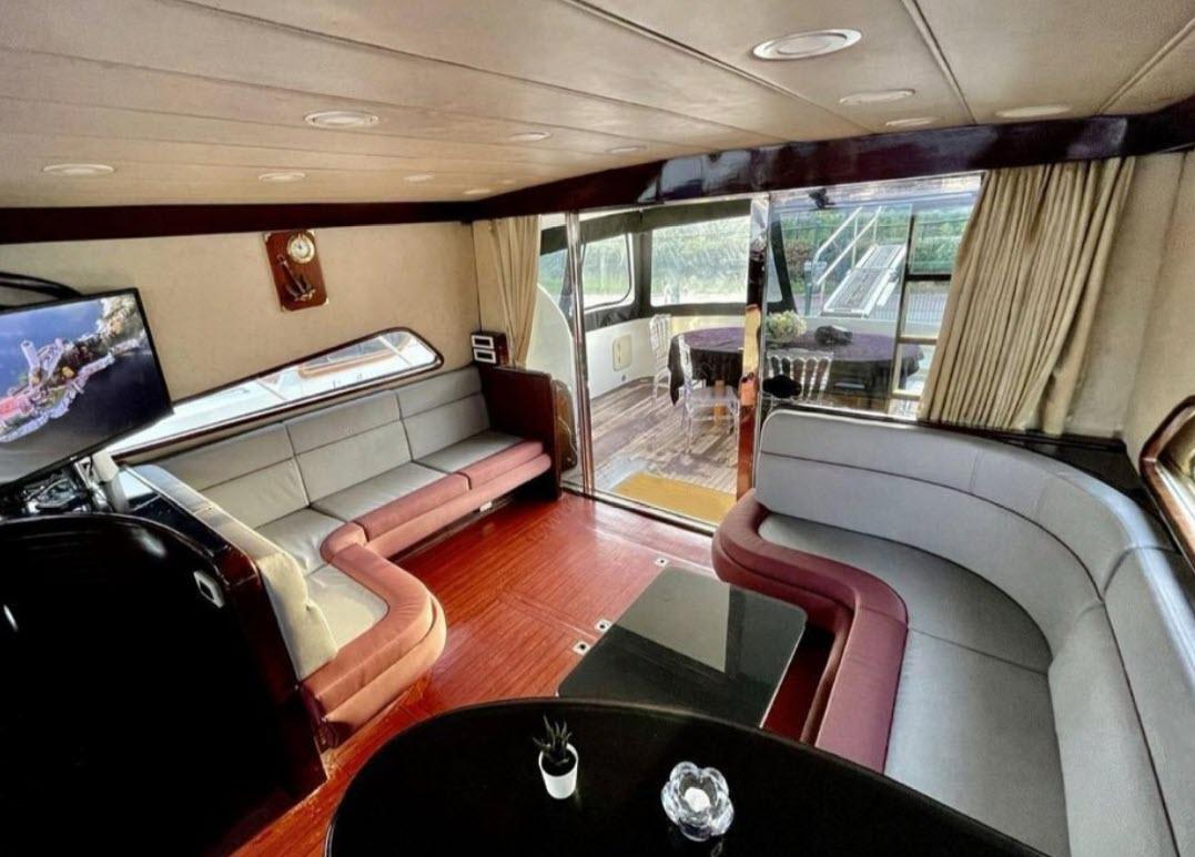 Yacht Gallery