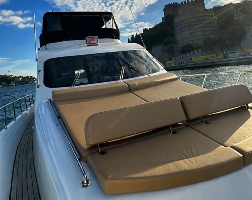 Yacht Gallery
