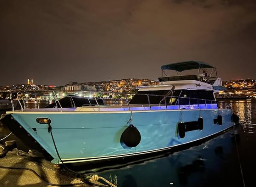 Yacht Gallery