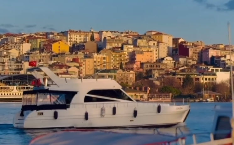 Yacht Gallery
