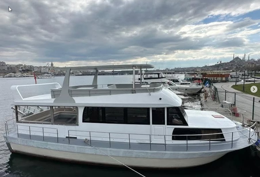 Yacht Gallery