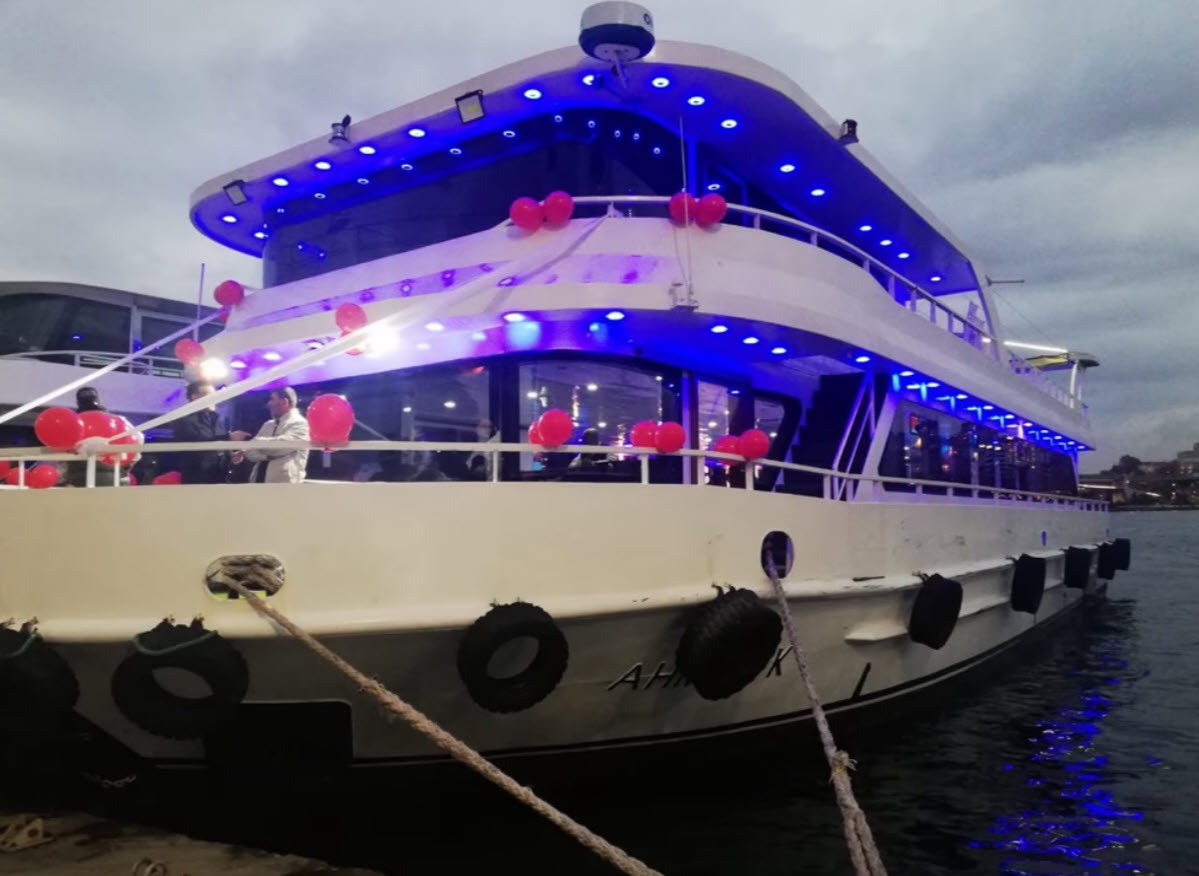 Yacht Gallery