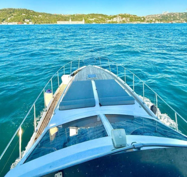 Yacht Gallery