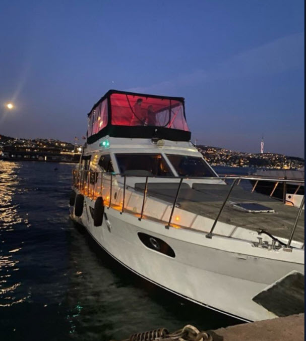 Yacht Gallery